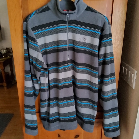 The North Face Other - North Face Men's Fleece Sweater 1/4 Zip EUC  Size M